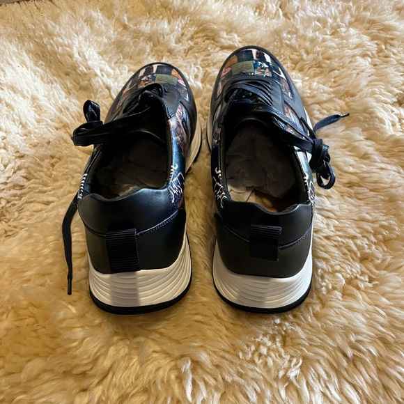 NWT Robert Graham G-force Sneakers - Picture 5 of 14